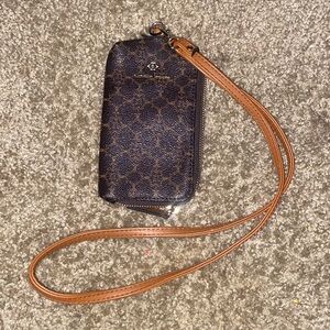 - Nanette Lepore Becka Top Zip Card Case Vegan Leather LOGO